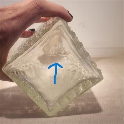 בקבוק הליקר המיתולוגי של "עלית"