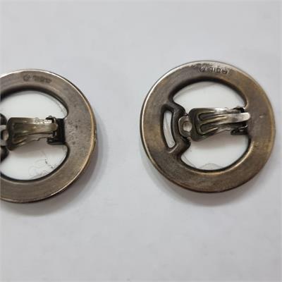 עגילי פנינה יוקרתיים של המותג "AGIL" 