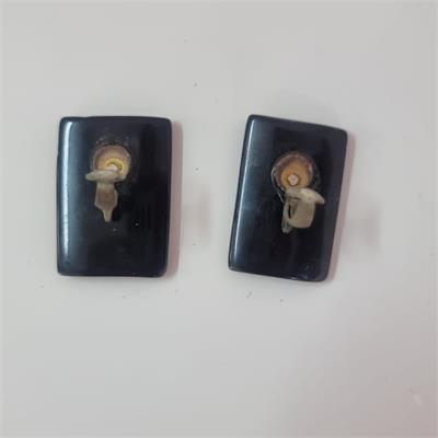 עגילי קליפס וינטג' ייחודיים – "אוניקס" שחור עם סיפור 🖤