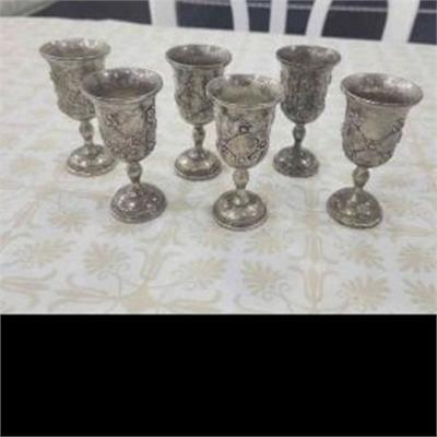 סט שישה גביעי קידוש עתיקים ממתכת מצופה כסף או פיוטר