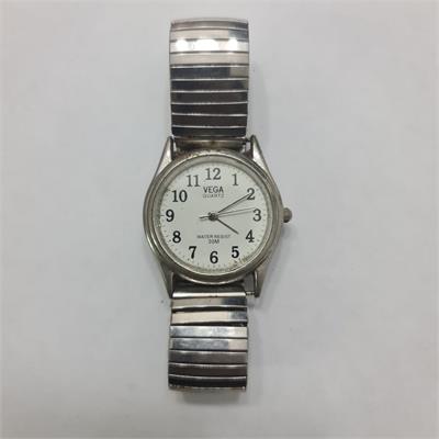 שעון יד וינטג’ VEGA