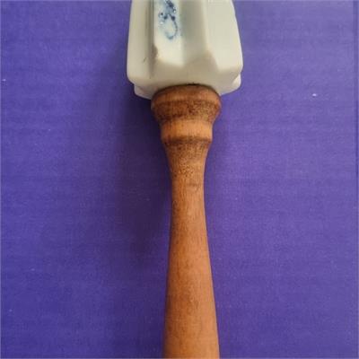 מסחטת לימון וינטג' מעוצבת – חרסינה ועץ