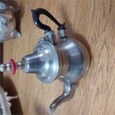 קומקום תה מרוקאי מסורתי, מתכת כסופה