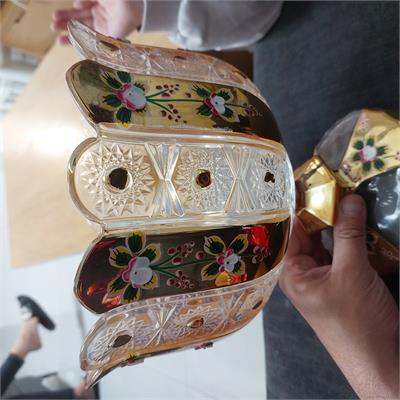 קערת קריסטל בוהמי מצוירת עם עיטורי זהב