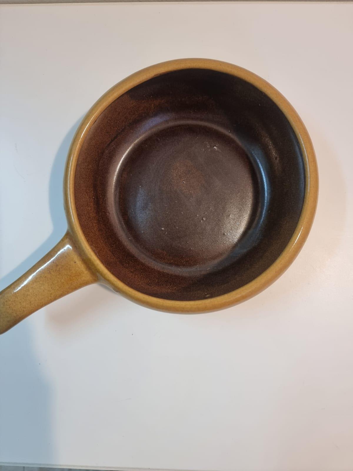 כלי קרמיקה של נעמן